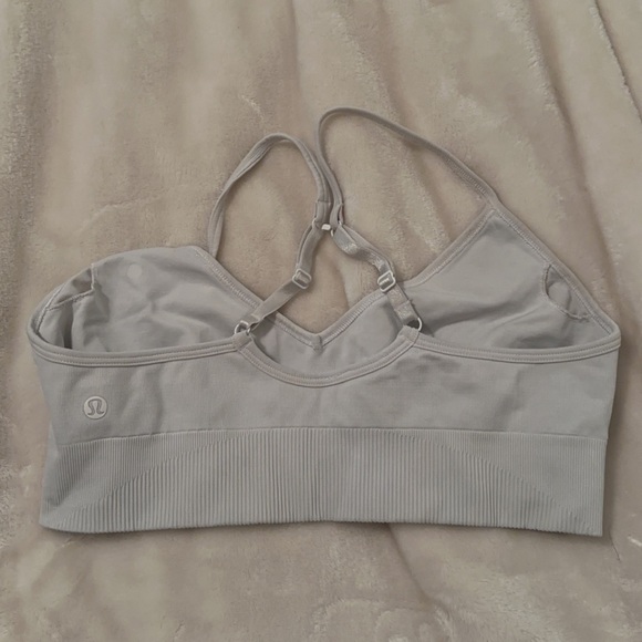 lululemon bra - Picture 2 of 3